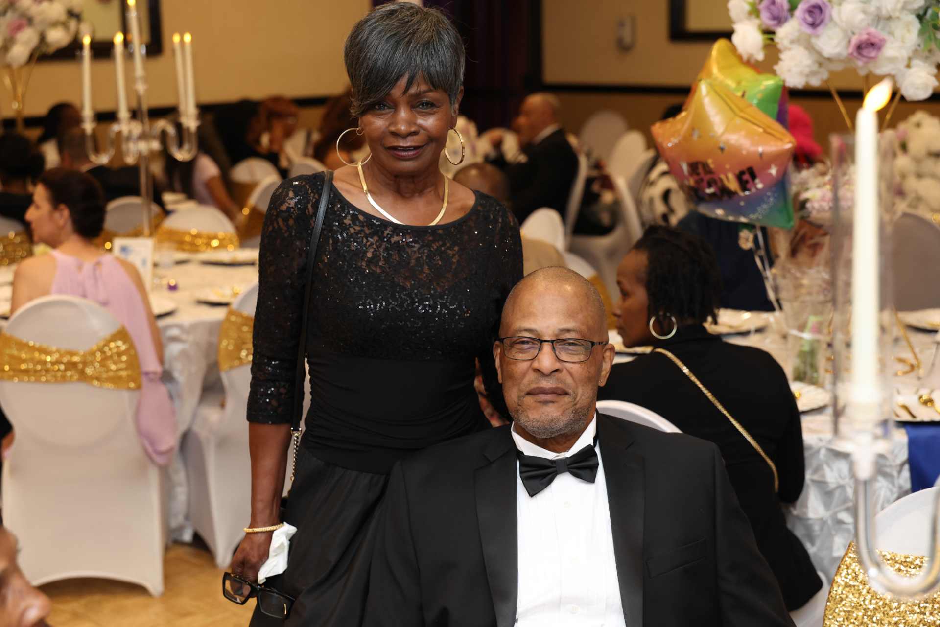 2025 annual gala dinner guests celebrating recovery at Winnin Against Addiction event