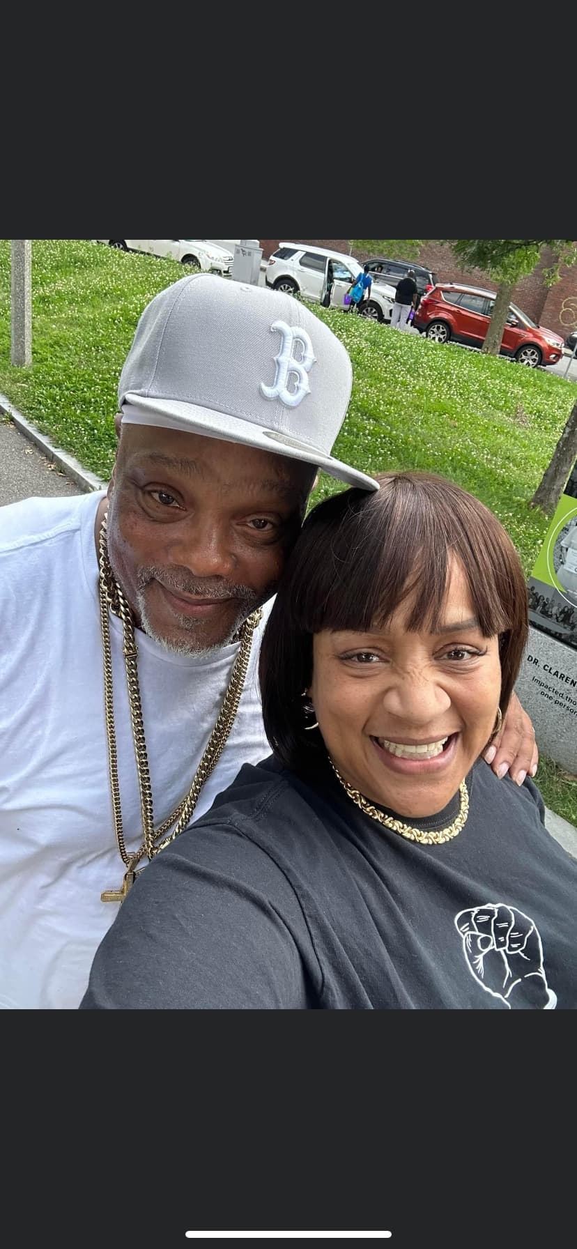 2022 Winnin Against Addiction community advocates at outdoor gathering in Boston