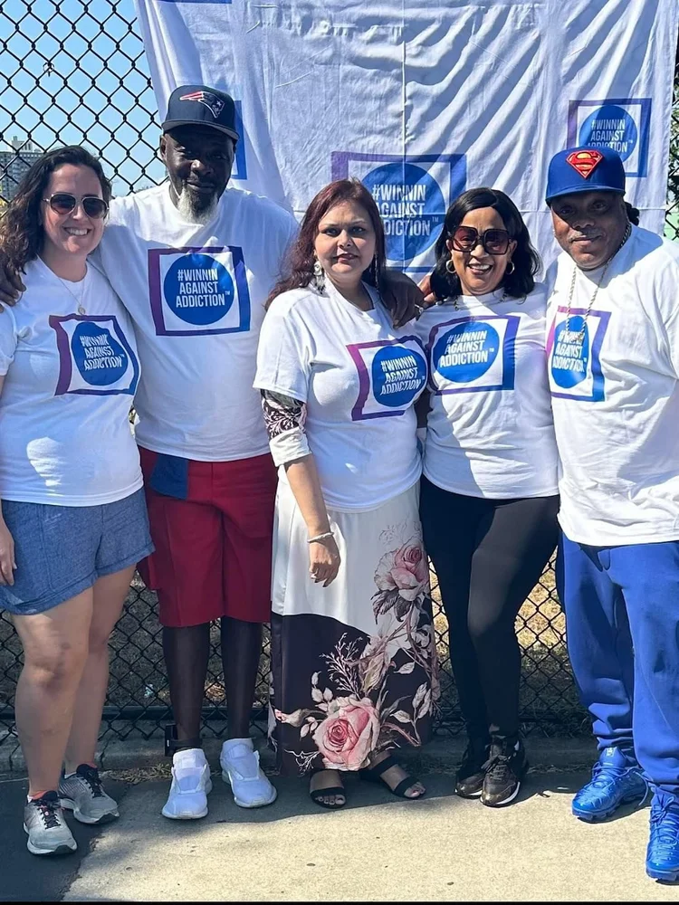 Group of people in recovery at Winnin Against Addiction